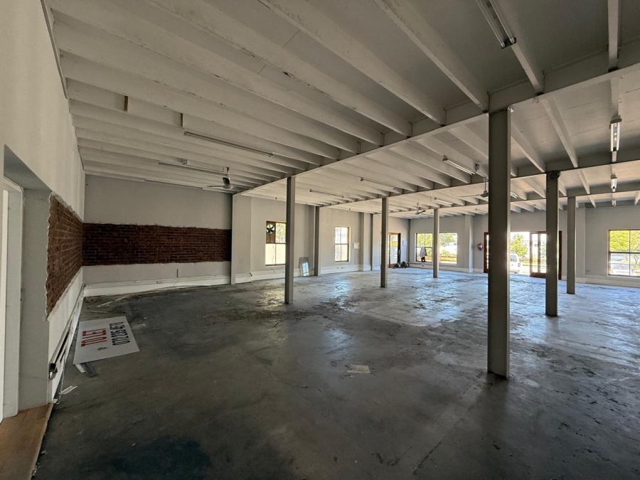 To Let commercial Property for Rent in Knysna Central Western Cape